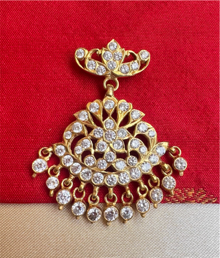 The Yashita Silver Closed-setting Stone Pendant