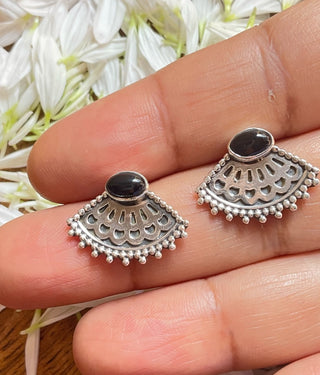 The Kashish Silver Gemstone Earstuds