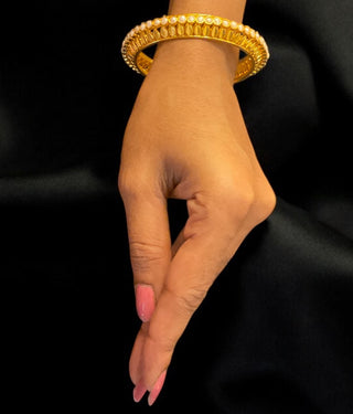 The Moti Tode Silver Pearl Bangle- Single (Size/2.2/ 2.4/2.6/2.8)