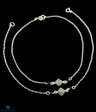 The Prachi Silver Marcasite Black Bead Anklets