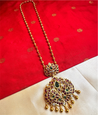 The Trishita Silver Closed-setting Stone Necklace