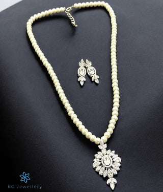 The Soha Silver Pearl Necklace & Earrings