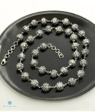 The Nakkasi Beads Silver Chain (Oxidised)