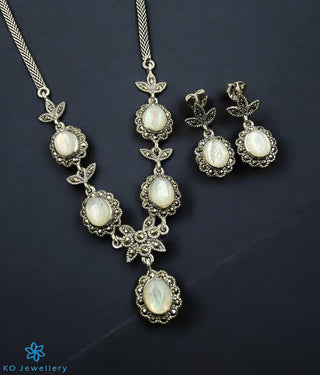 The Exquisite Elegance Silver Marcasite Necklace & Earrings (Mother of Pearl)