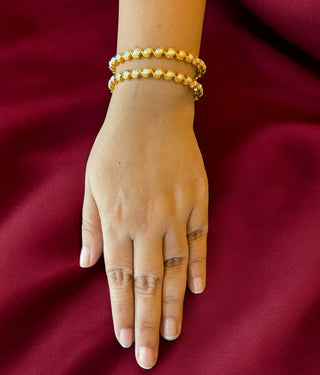 The Piyali Silver Pearl Bangle (Size/2.2/ 2.4/2.6/2.8)