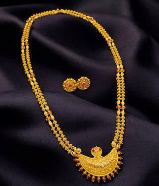 The Arpana Kokkethathi Silver 2 layer Tulsi Mala Necklace & Earrings