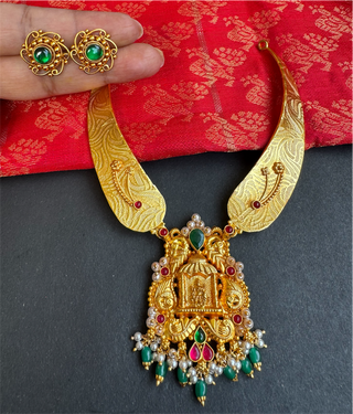 The Mayurasri Silver Lakshmi Kanti Necklace & Earrings