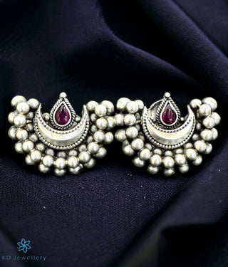 The Shasvati Silver Kempu Necklace & Earrings