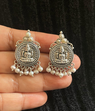 The Viraja Silver Lakshmi Earrings (Round Pearl)