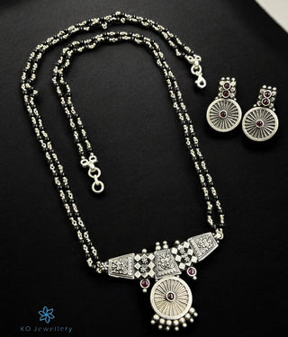 The Malvika Silver  Mangalsutra & Earrings