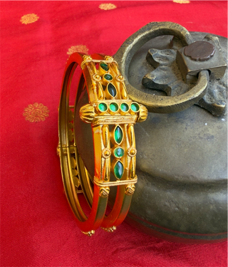 The Madhana Silver Coorgi 2 layer Bracelet-Single (Size 2.2/2.4/2.6/2.8) (Green)