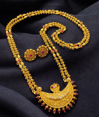 The Arpana Kokkethathi Silver 2 layer Tulsi Mala Necklace & Earrings