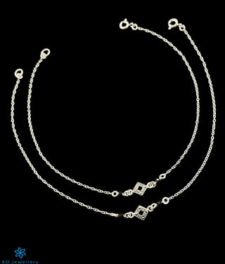 The Pranati Silver Marcasite Black Bead Anklets