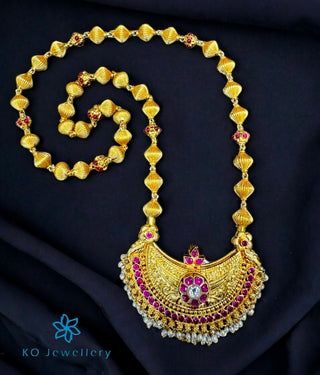 The Adyant Kokkethathi Silver Kodava Necklace