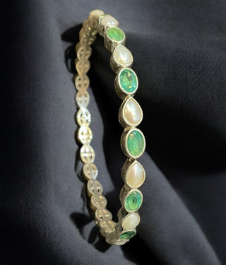 The Pihu Silver Emerald & Pearl Bangle- Single (Size/2.2/ 2.4/2.6/2.8)