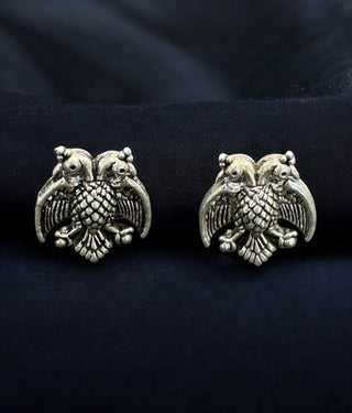 The Atyukti Silver Gandaberunda Pearl Necklace & Earrings (Oxidised)