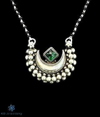 The Sarika Silver Kempu Necklace & Earrings (Green)