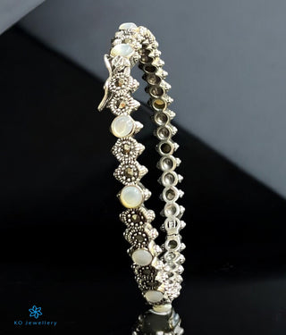 The Opulent Silver Marcasite Openable Bracelet (Free Size)