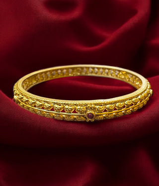 The Mohita Silver Filigree Kangan Bangle-Single (Size /2.2/2.4/2.6/2.8)