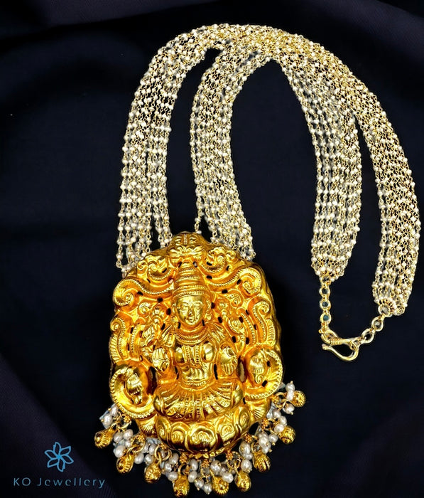 The Silver Lakshmi Pearl Nakkasi Necklace