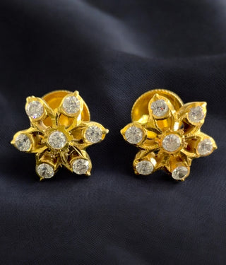 The Vaibhava Diamond Sparkle Silver Earstuds