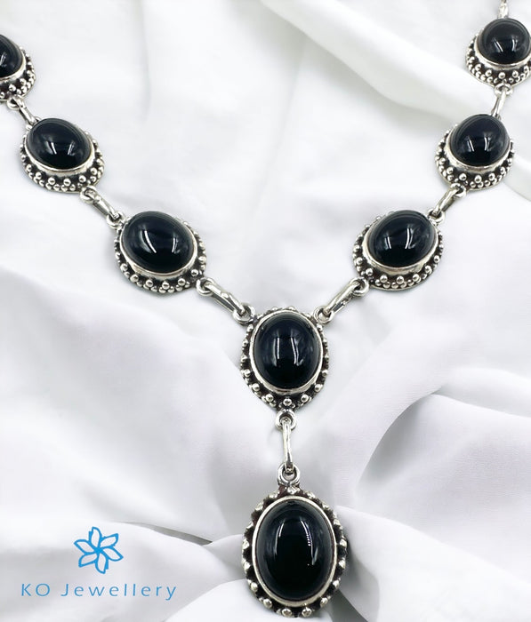 The Silver Gemstone Necklace & Earrings (Black)