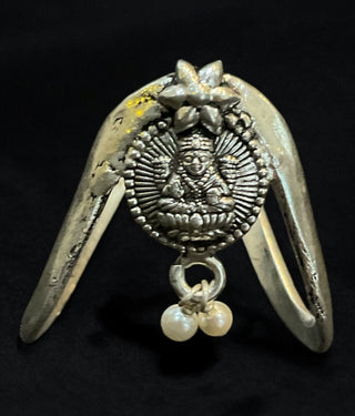 The Isha Silver Vanki Lakshmi Finger Ring