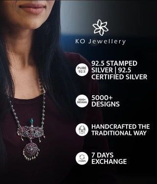 The Aroha Silver Kempu Necklace (Green/Oxidised)