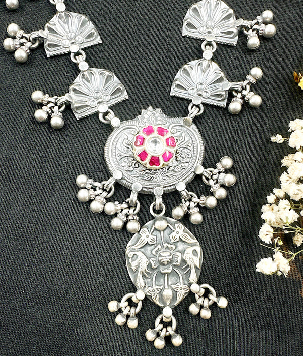 The Vintage Statement Silver Necklace