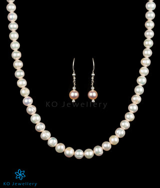 Pearl necklace with long earrings online shopping India