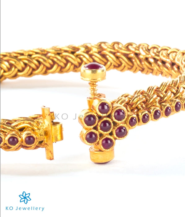Adjustable bracelet gold dipped temple jewellery design