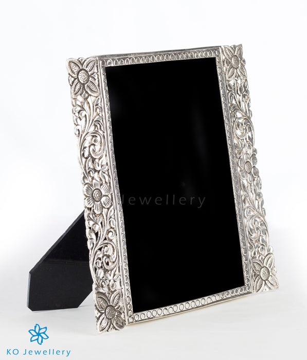 Buy Silver Photoframes Online India