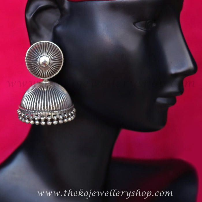 Contemporary and chic jhumkas online shopping