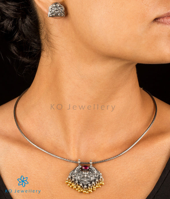 The Kirtimukha Antique Silver Necklace Set (Two-tone)
