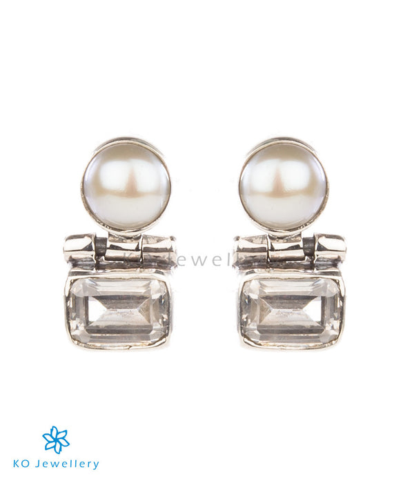The Parth Silver Earstuds(White)