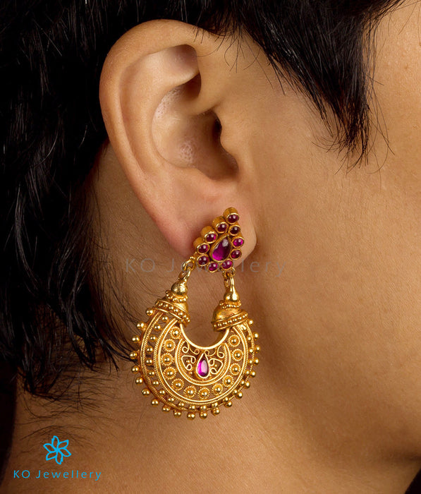 Intricately handcrafted temple jewellery earrings