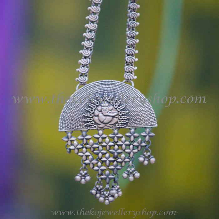 The Eeshan Silver Necklace
