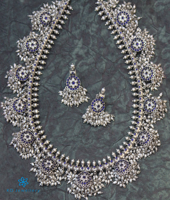 The Vrta Silver Guttapusalu Necklace (Oxidised/Blue)