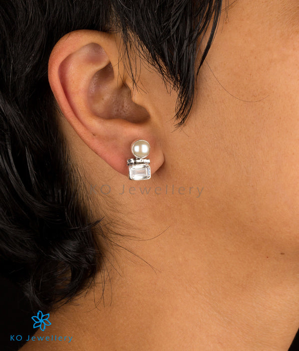 The Parth Silver Earstuds(Blue)