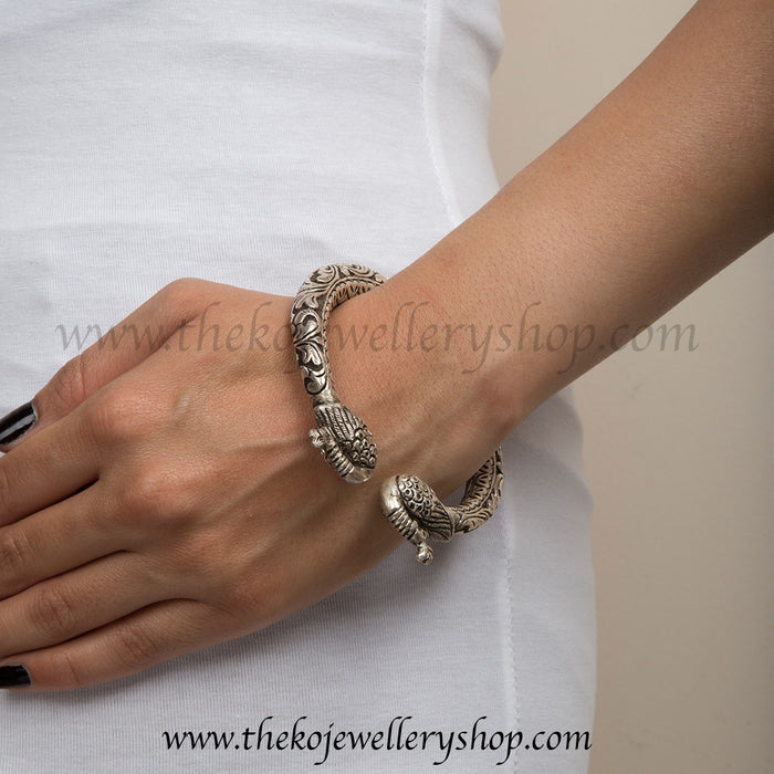one size fits all intricately handcrafted pure silver 