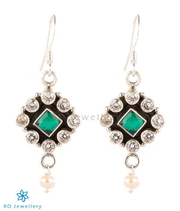 The Pranati Silver Gemstone Earrings (Green/Pearl)