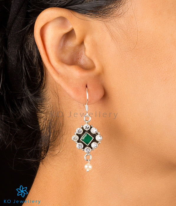 The Pranati Silver Gemstone Earrings (Green/Pearl)