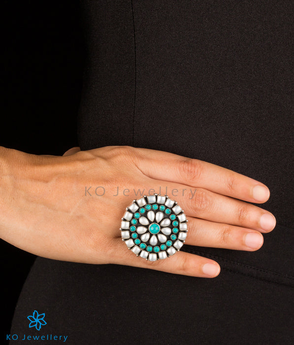 The Chitrani Silver Gemstone Cocktail Finger-ring (Pearl/Turquoise)