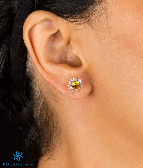 The Daisy Silver Ear-studs (Peridot)