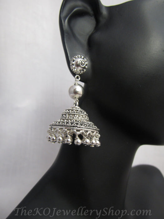 Unique design ornate earring for women buy online