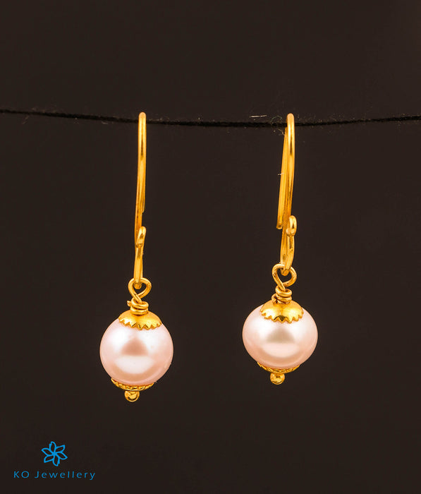 Minimal Pearl Drop Earrings in 22 KT Gold