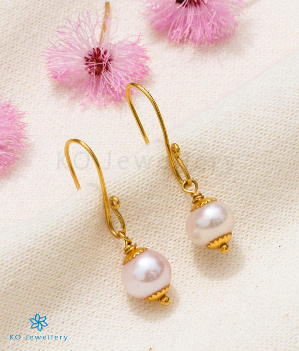 Minimal Pearl Drop Earrings in 22 KT Gold