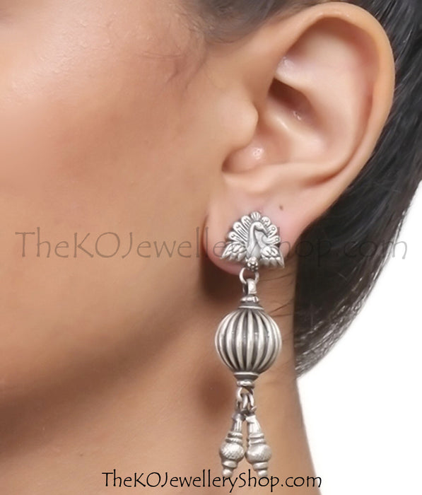 antique looking sterling silver (92.5%)  earring buy online