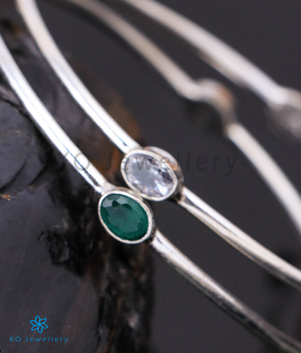 The Ahilya Silver Gemstone Bangle (Green/White/Size 2.4)