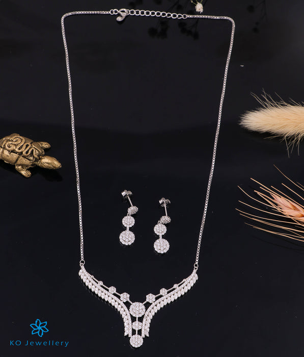 Best design 925 silver necklace set sold online.
